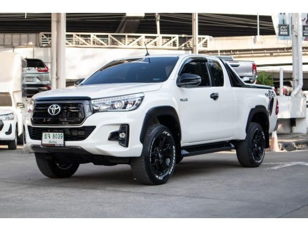 โตโยต้าชัวร์ ฟรีดาวน์ Toyota Revo C-cab 2.4 G Rocco A/T ปี 19